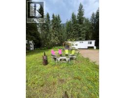 130 Kingfisher Road, Summit Lake, BC V0G1R1 Photo 10