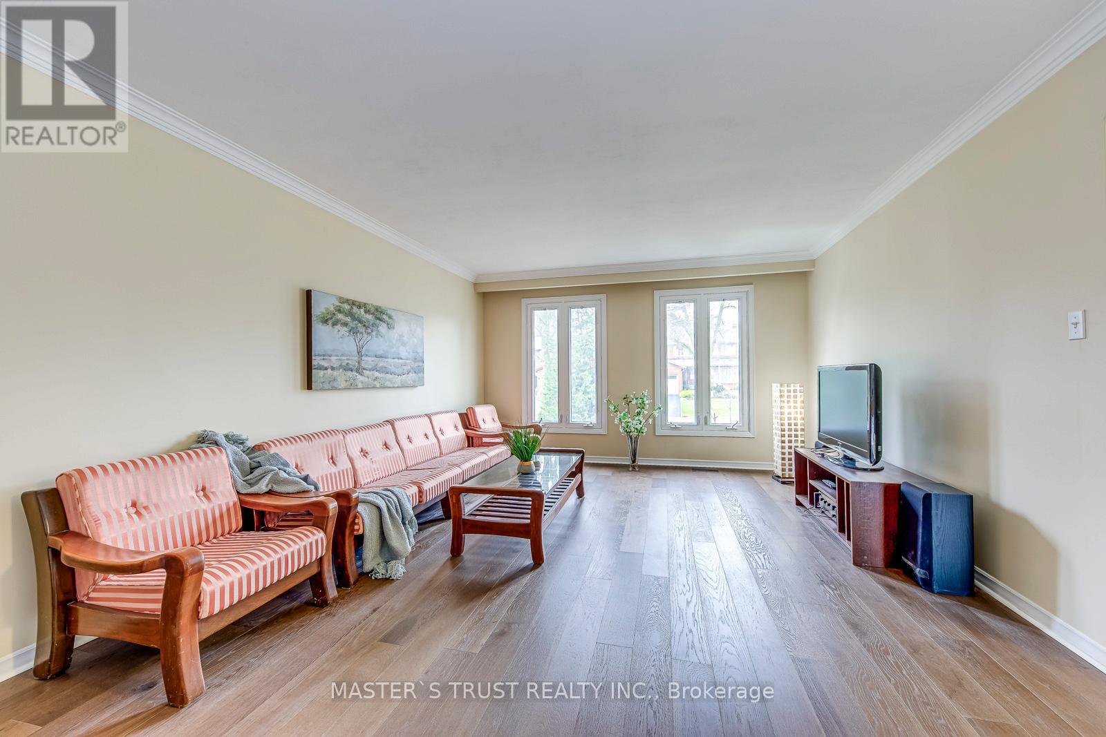2591 ROBIN DRIVE - 6