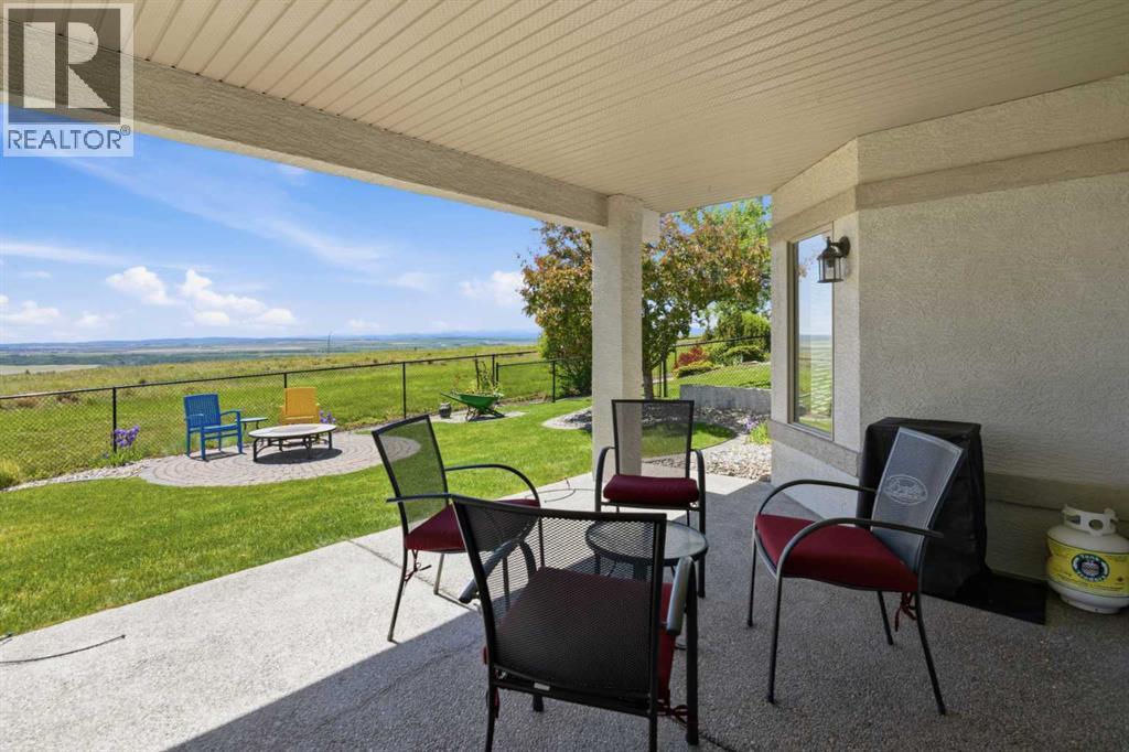 106 Gleneagles Estates Lane, Cochrane
