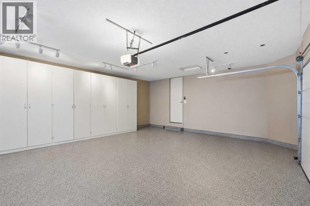 106 Gleneagles Estates Lane, Cochrane