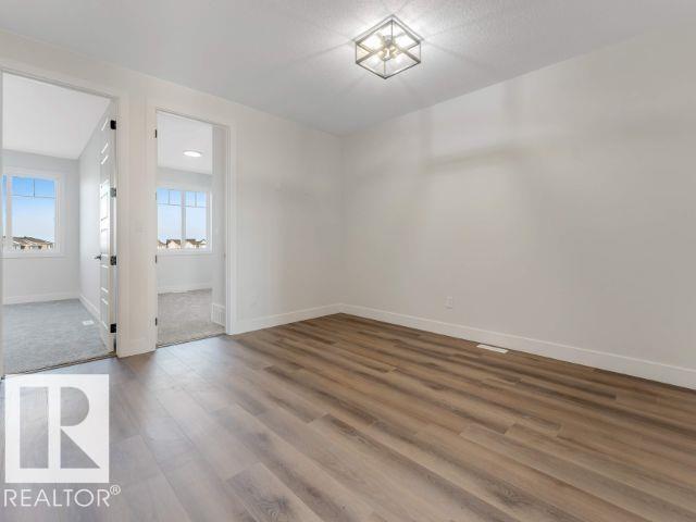 4319 36 ST - 14