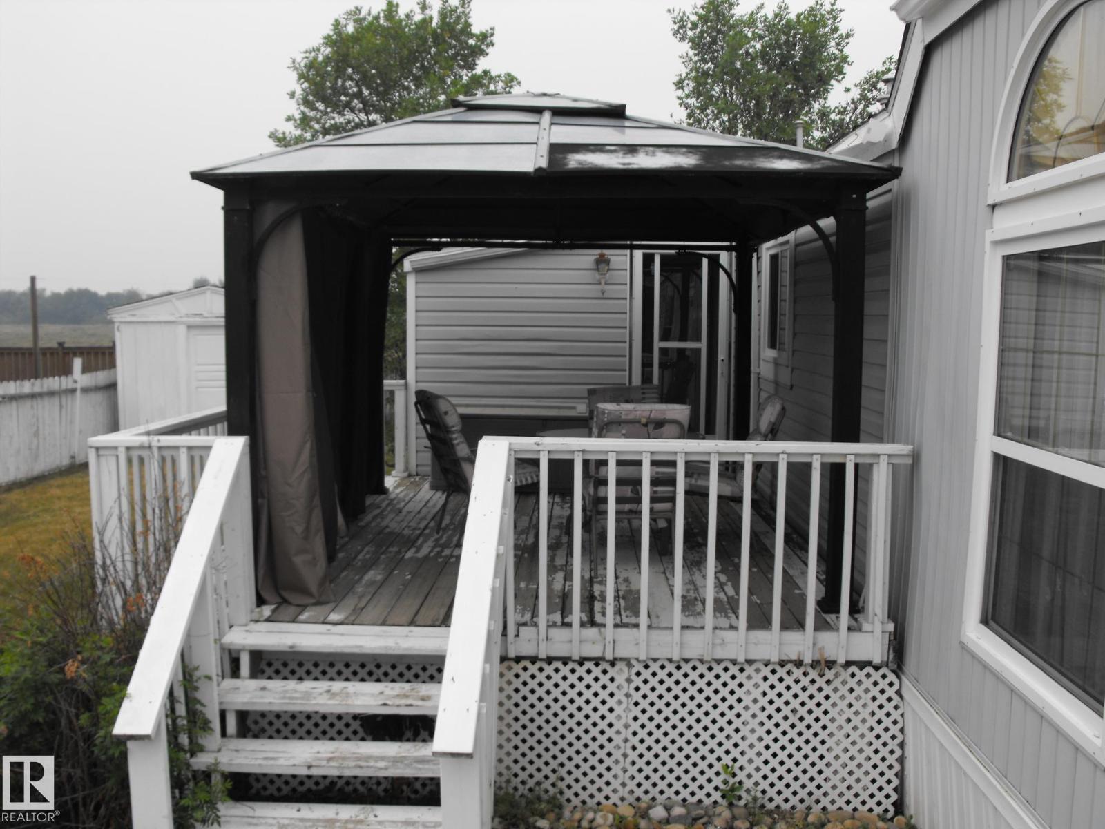 5506 55 AV — photo 28