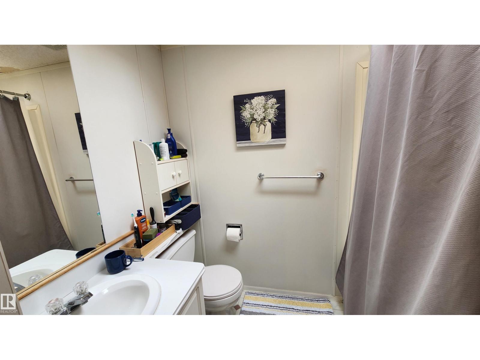 5506 55 AV — photo 22
