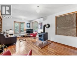 1420 Smithdale Rd, Ucluelet, BC V0R3A0 Photo 17