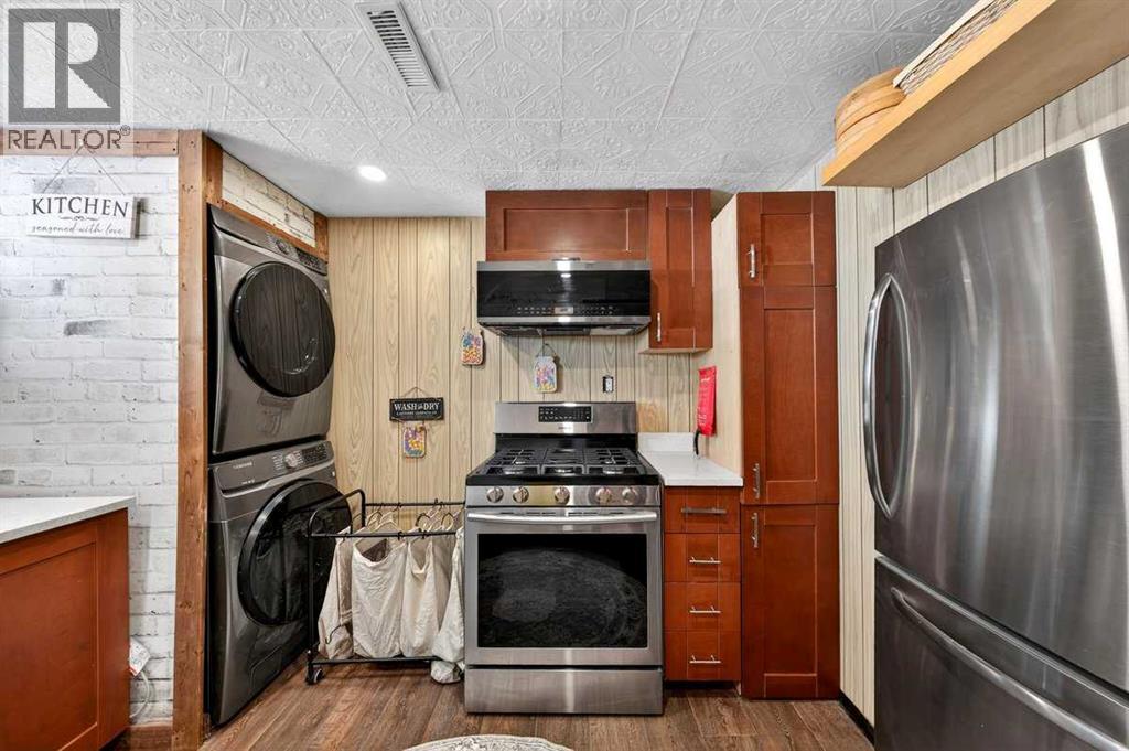 227 Martell Road NE - 36
