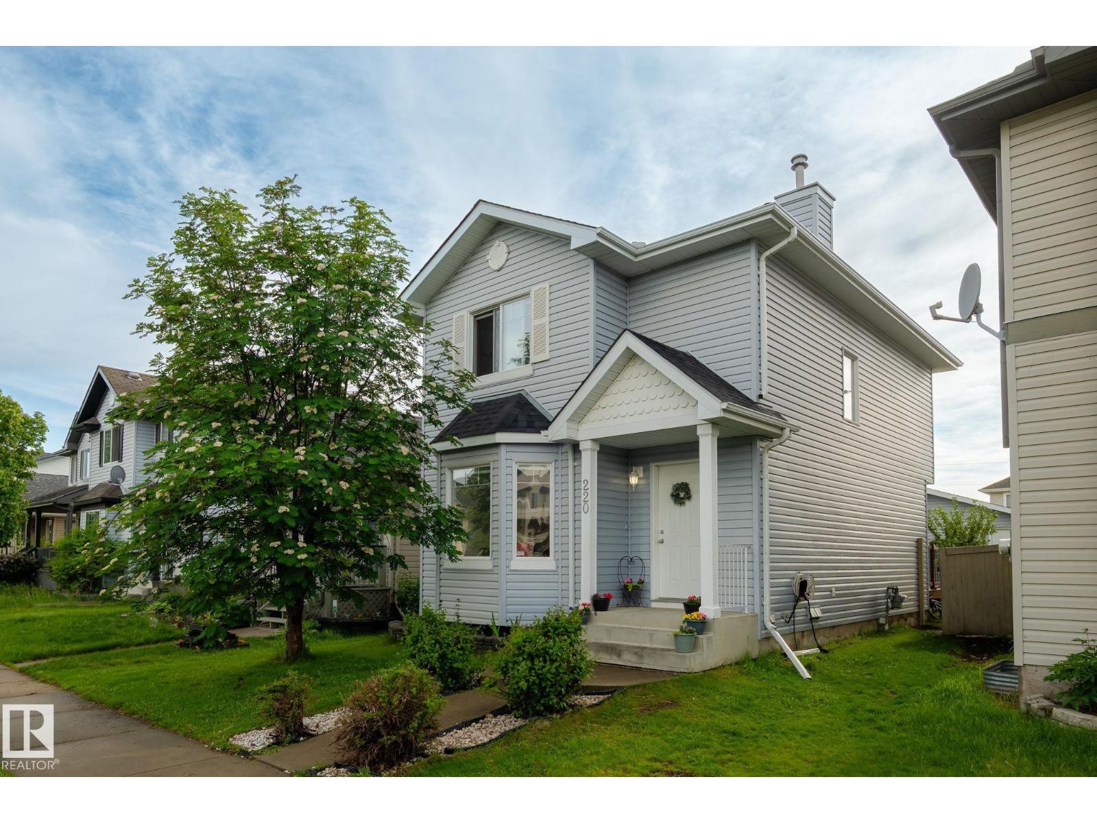 220 85ST SW - 1