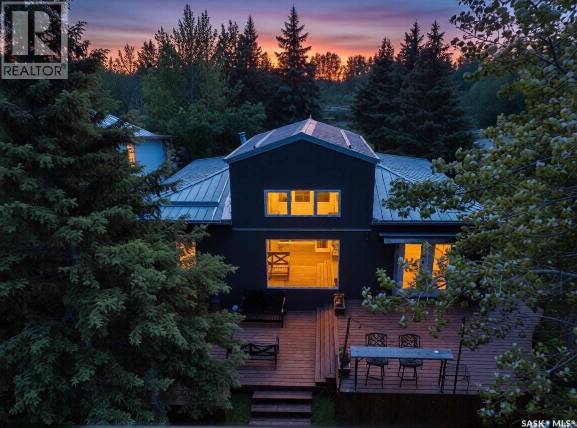 707 Sunset STREET N - 29