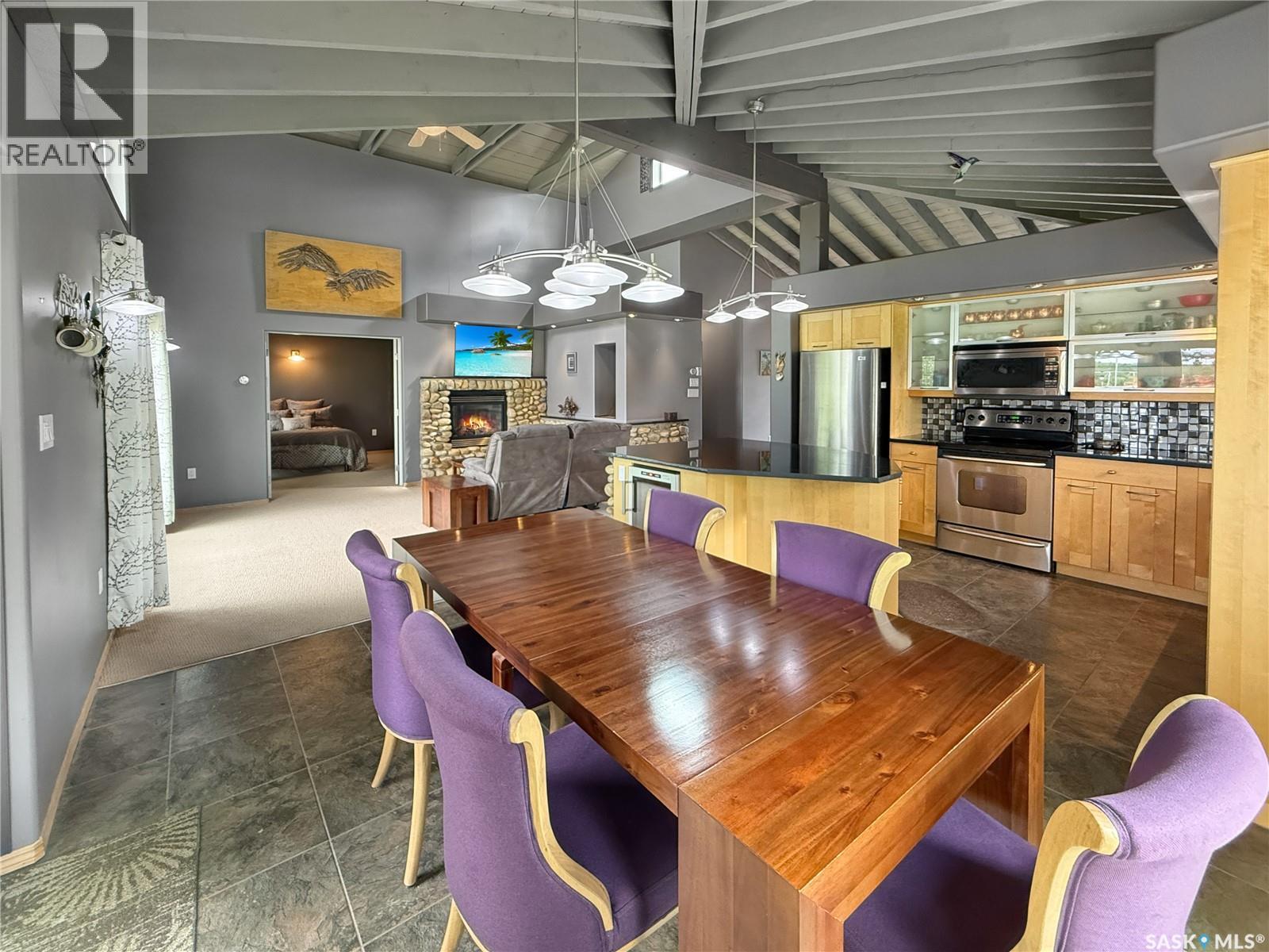 707 Sunset STREET N - 10