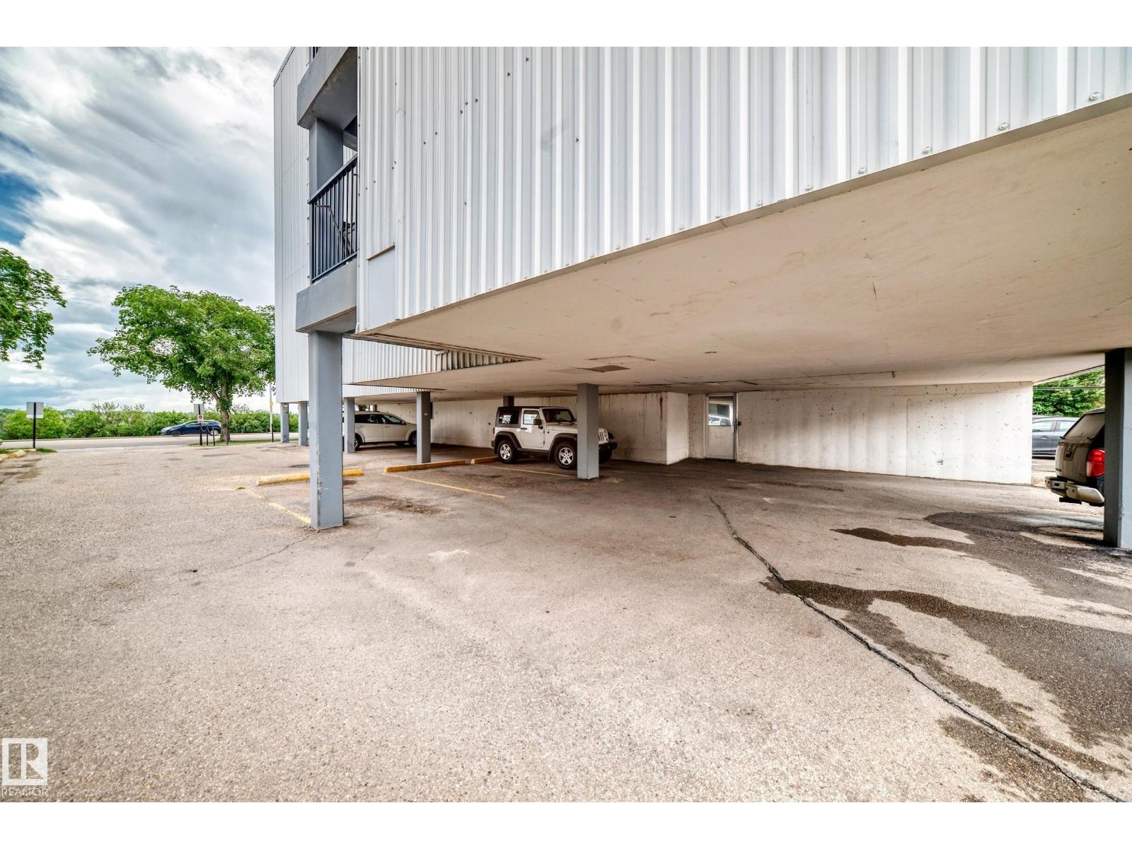 #505 8310 JASPER AV NW — photo 43
