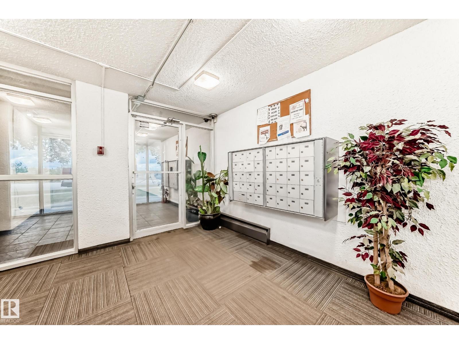 #505 8310 JASPER AV NW — photo 41