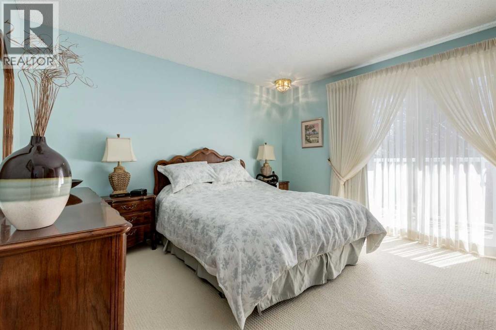 107 Valhalla Crescent NW - 15
