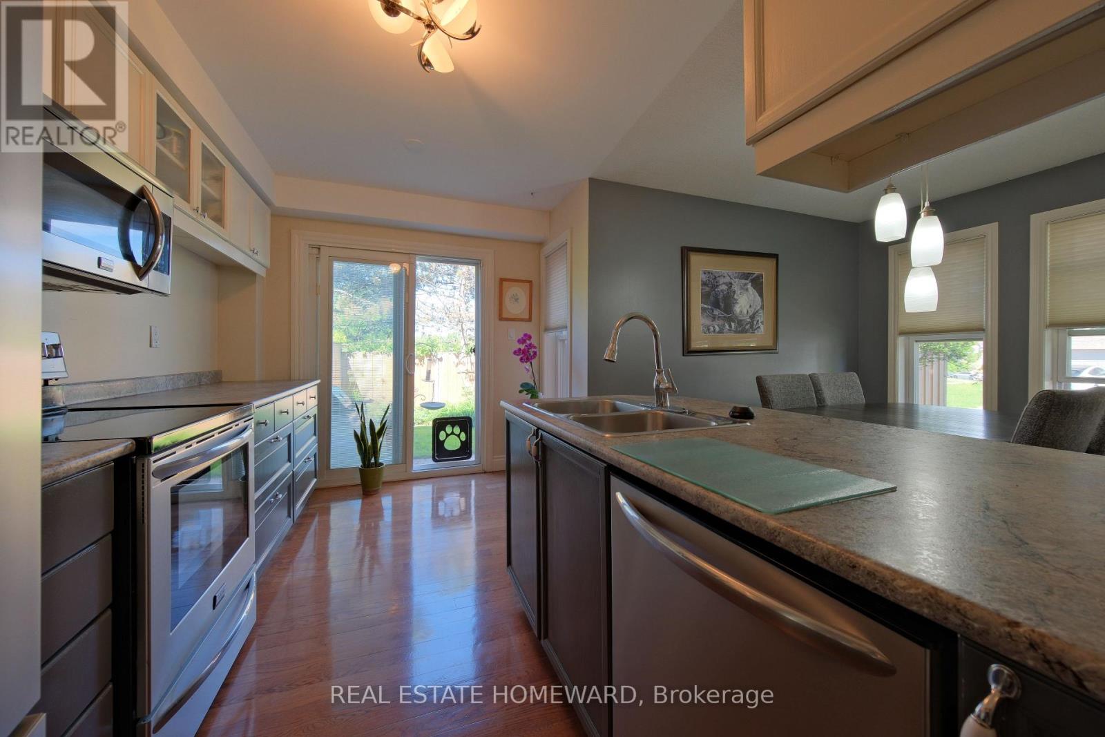 2188 FERGUSON STREET - 13