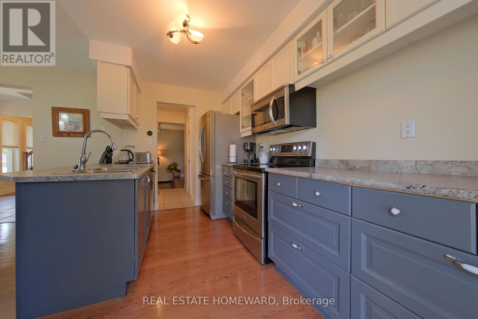 2188 FERGUSON STREET - 14