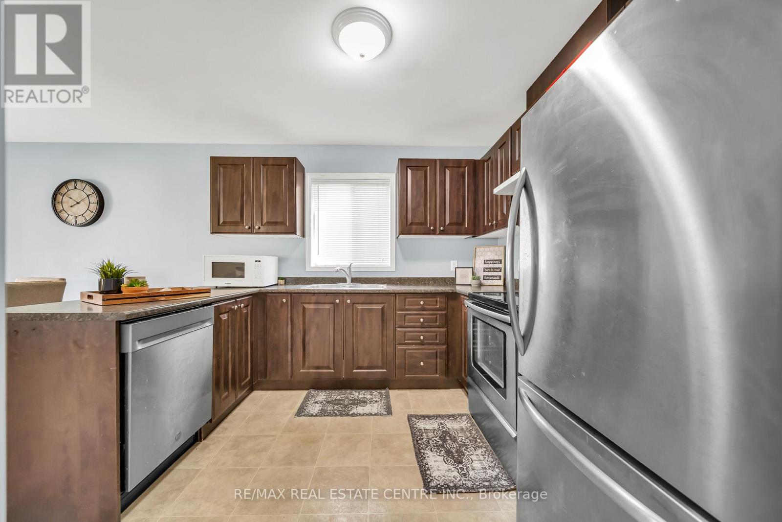 312 RAY STREET - 18