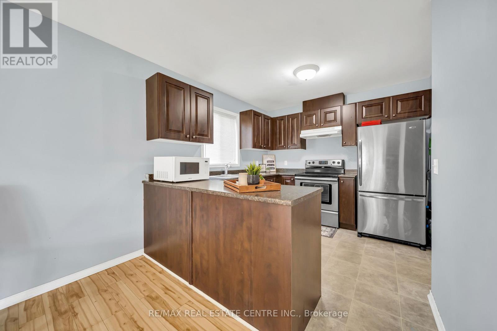 312 RAY STREET - 20