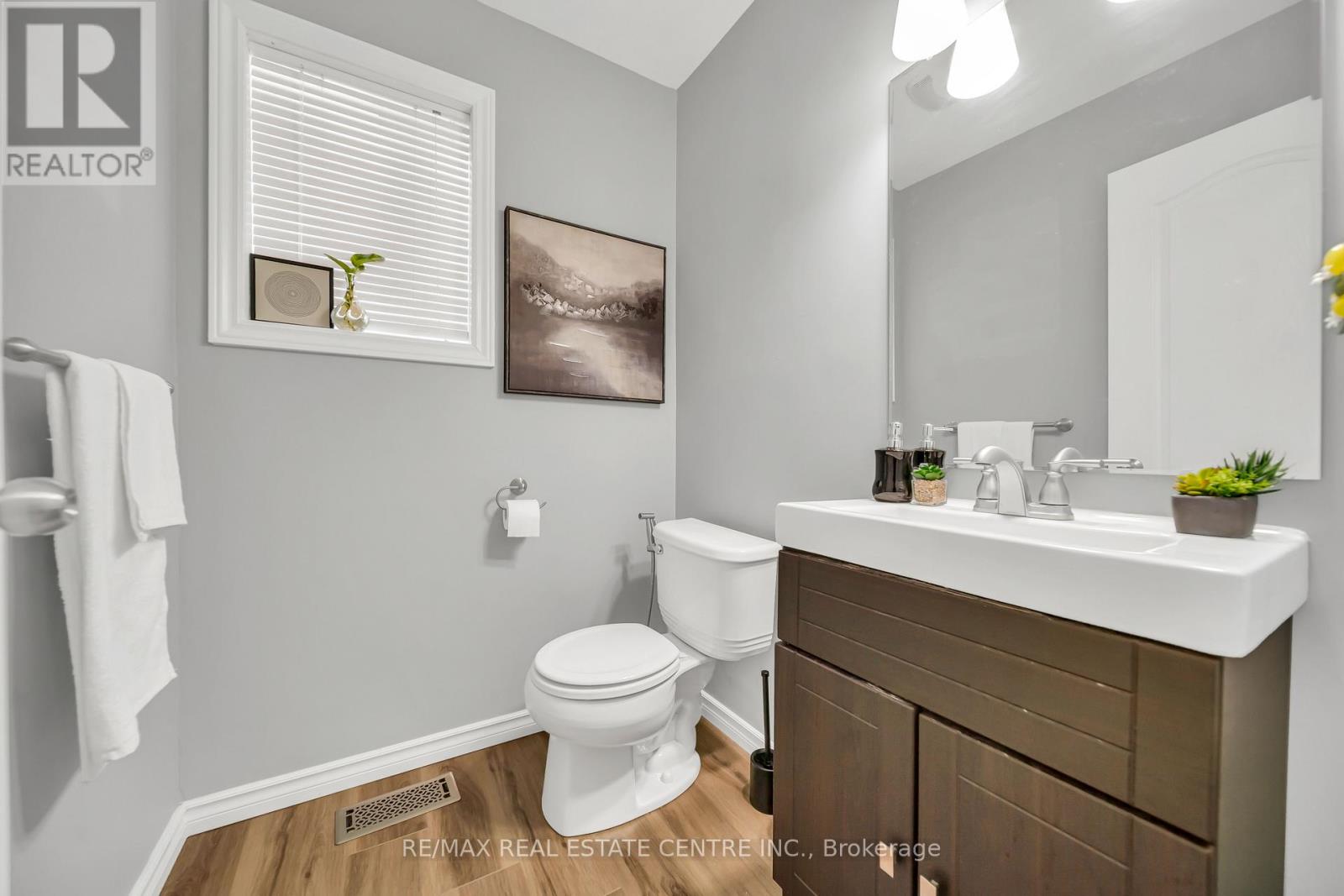 312 RAY STREET - 8
