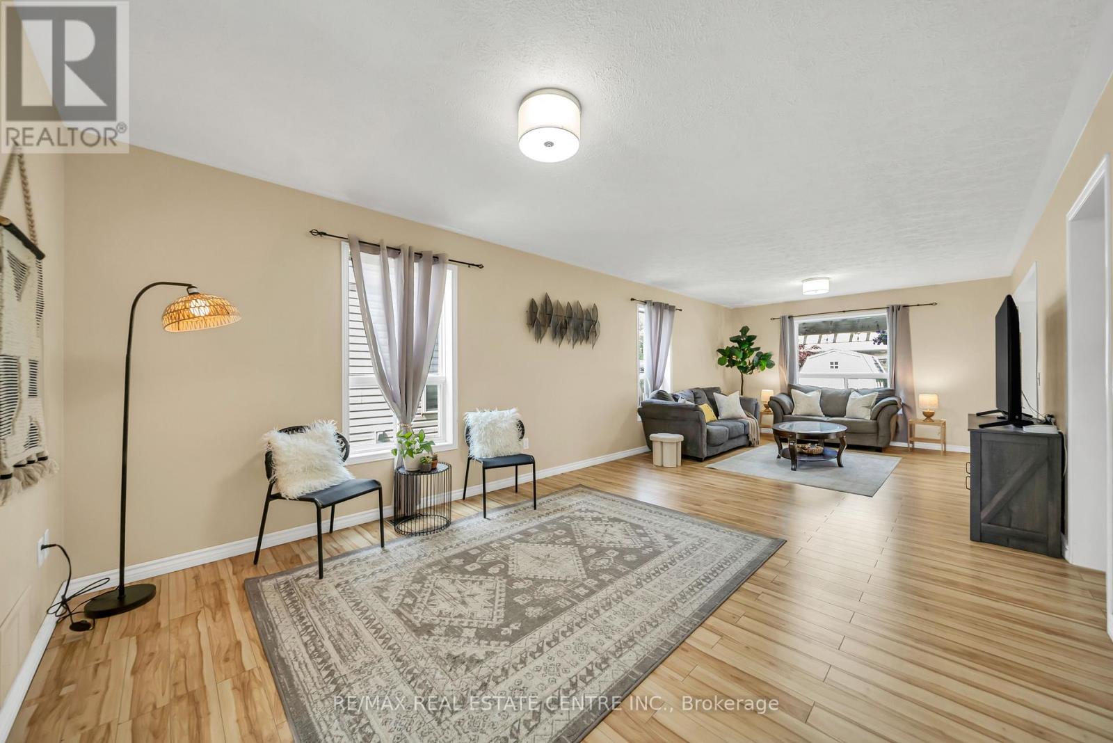 312 RAY STREET - 9