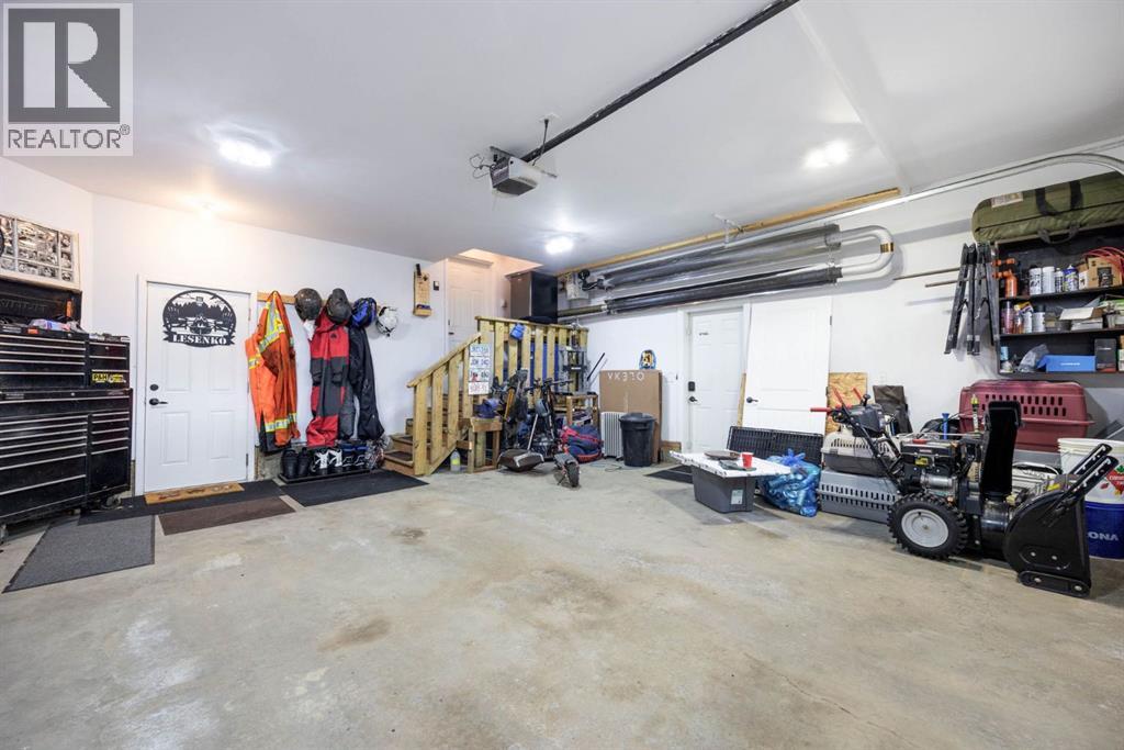 376 Fireweed Crescent — photo 40