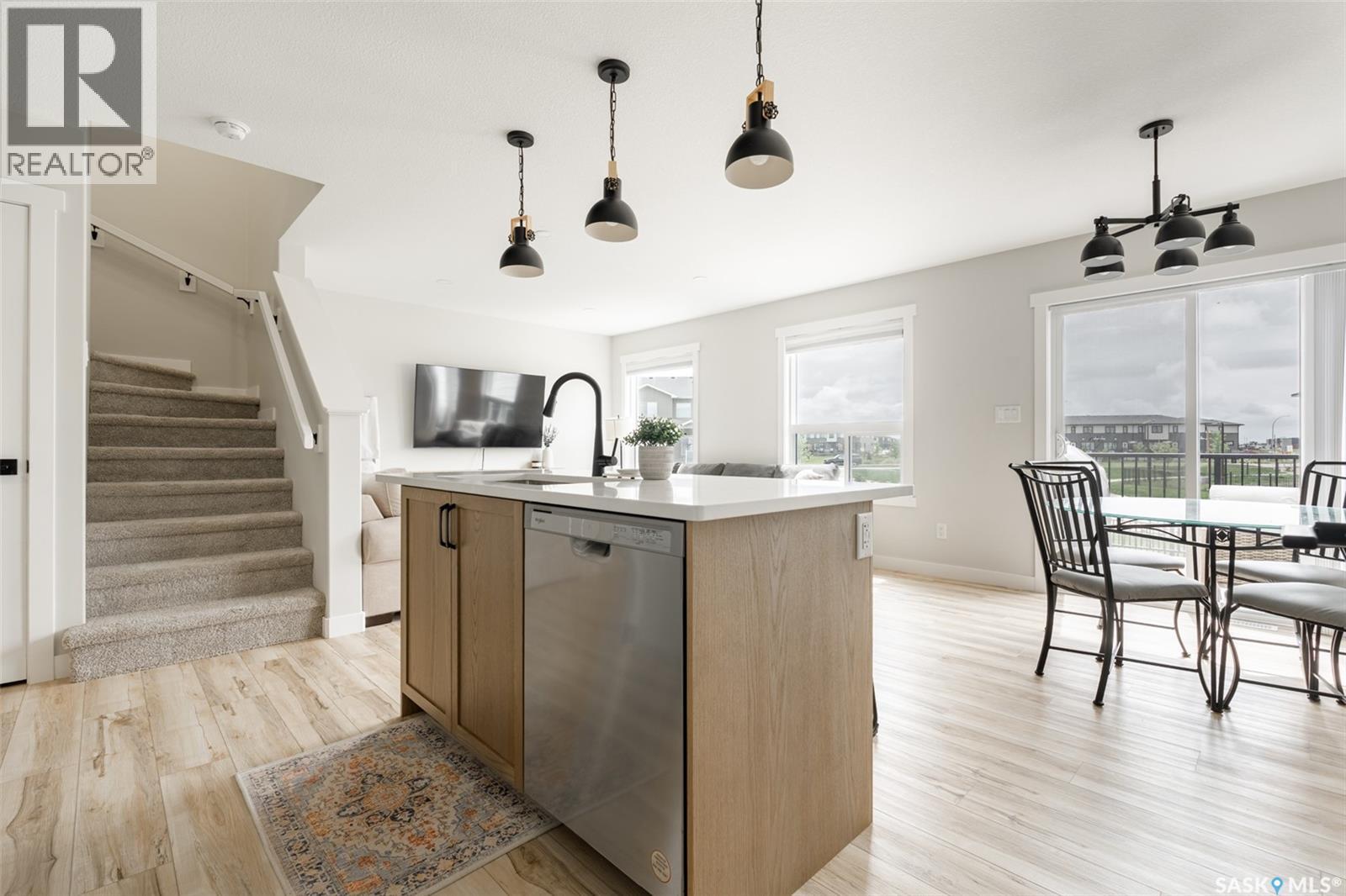 428 Myles Heidt MANOR — photo 18