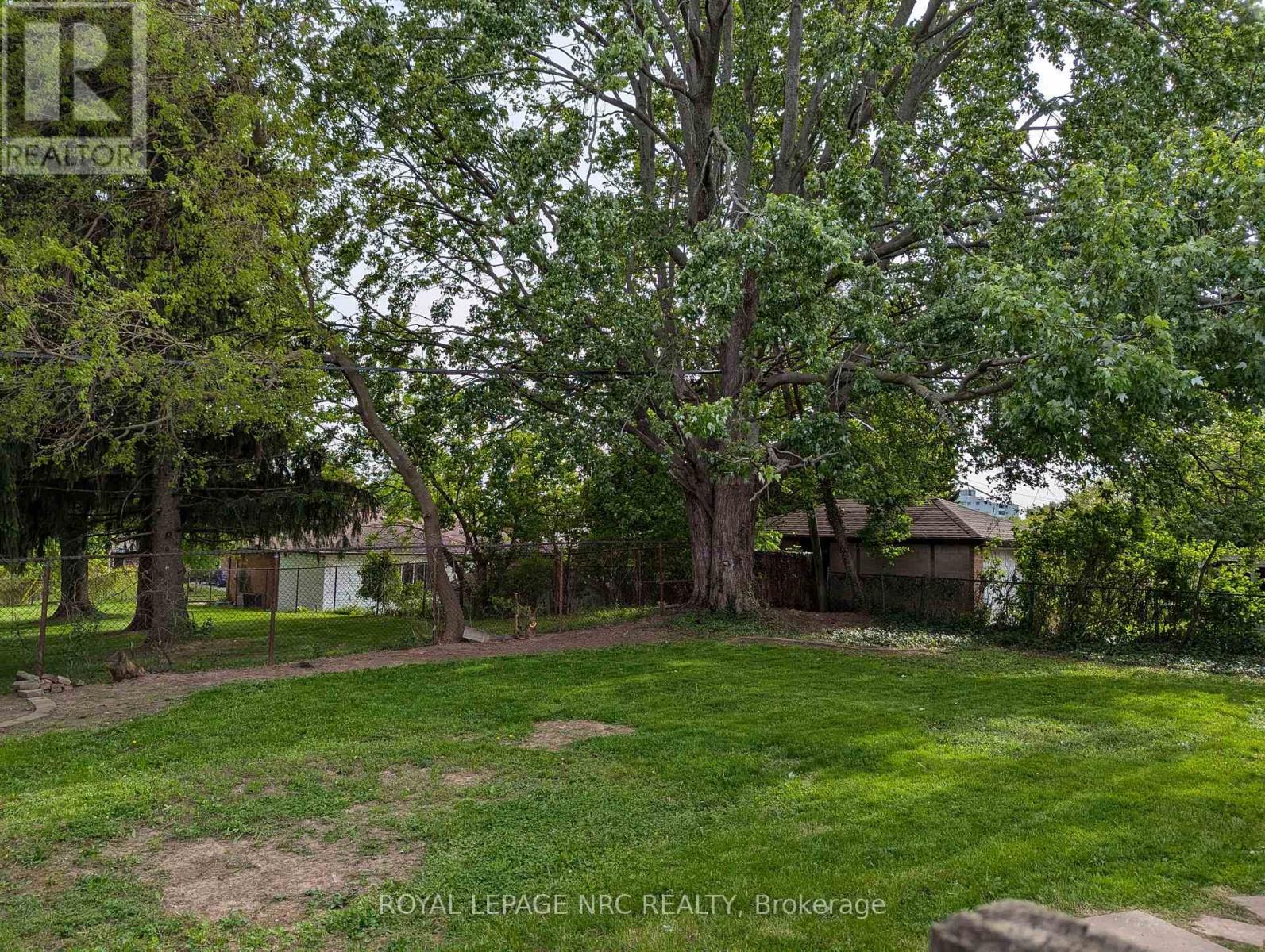6094 STEVENS STREET E - 31