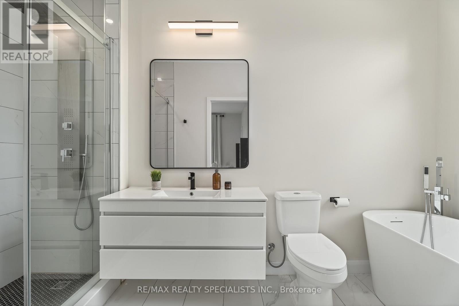 207 MONTFORT STREET, Ottawa. Luxury613. By Peter Sagos - Image 13