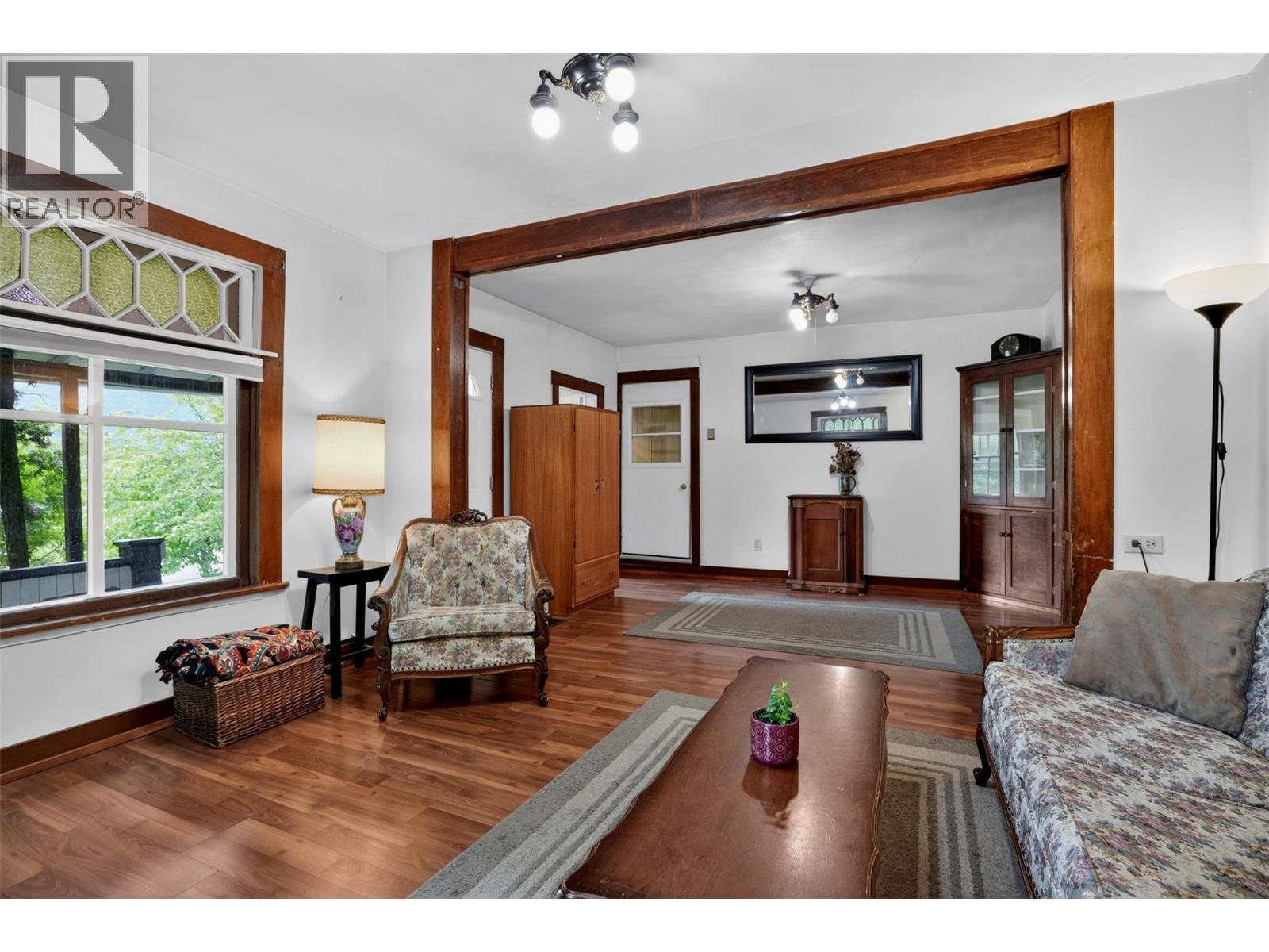 404 Houston Street - 9