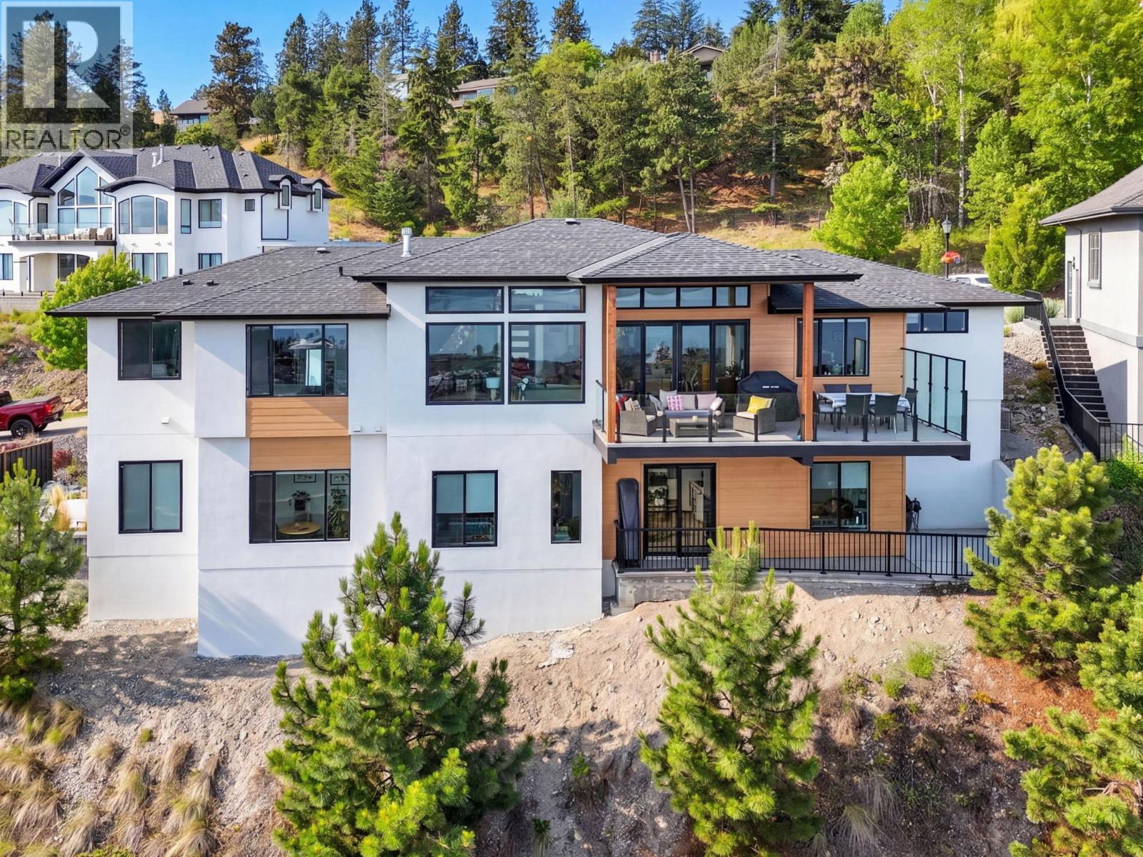  1821 Diamond View Drive, West Kelowna