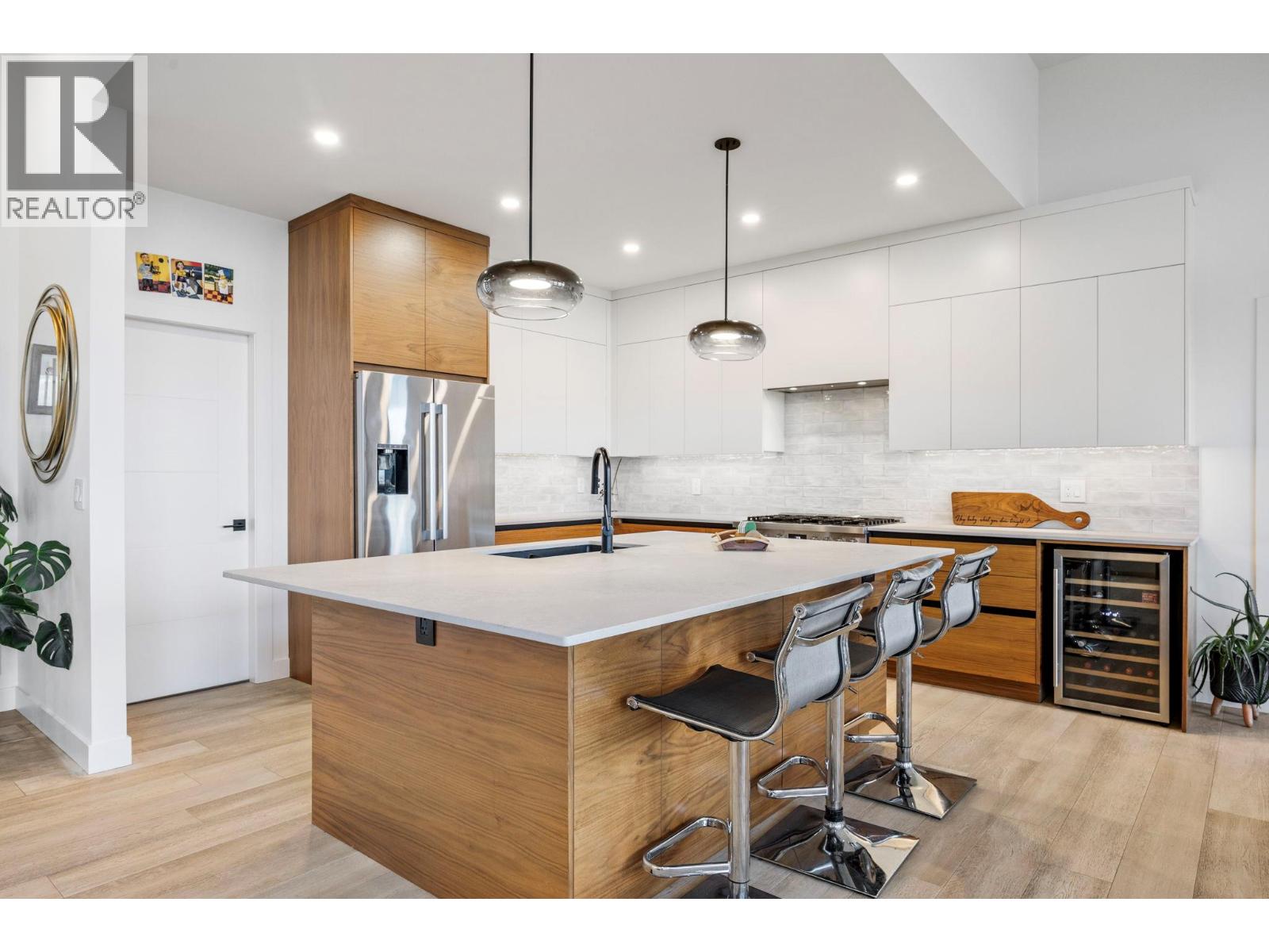  1821 Diamond View Drive, West Kelowna