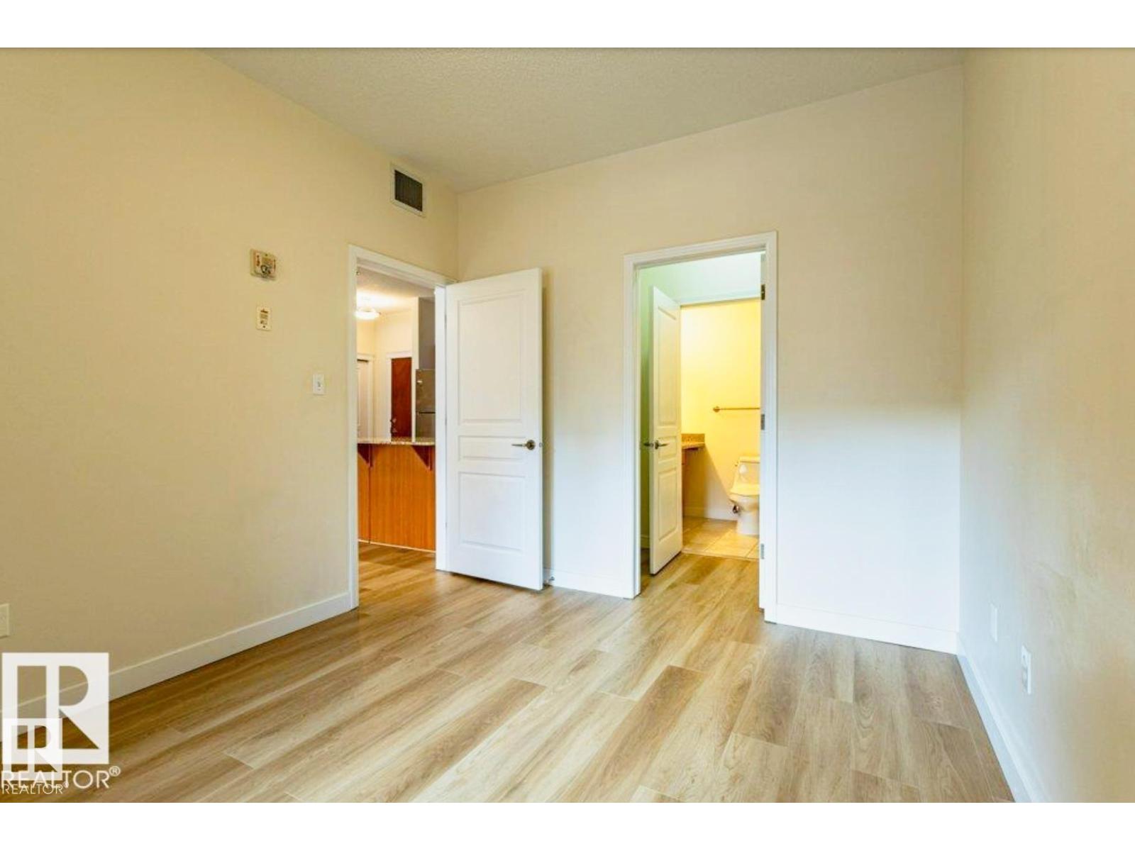 #409 10333 112 ST NW - 17