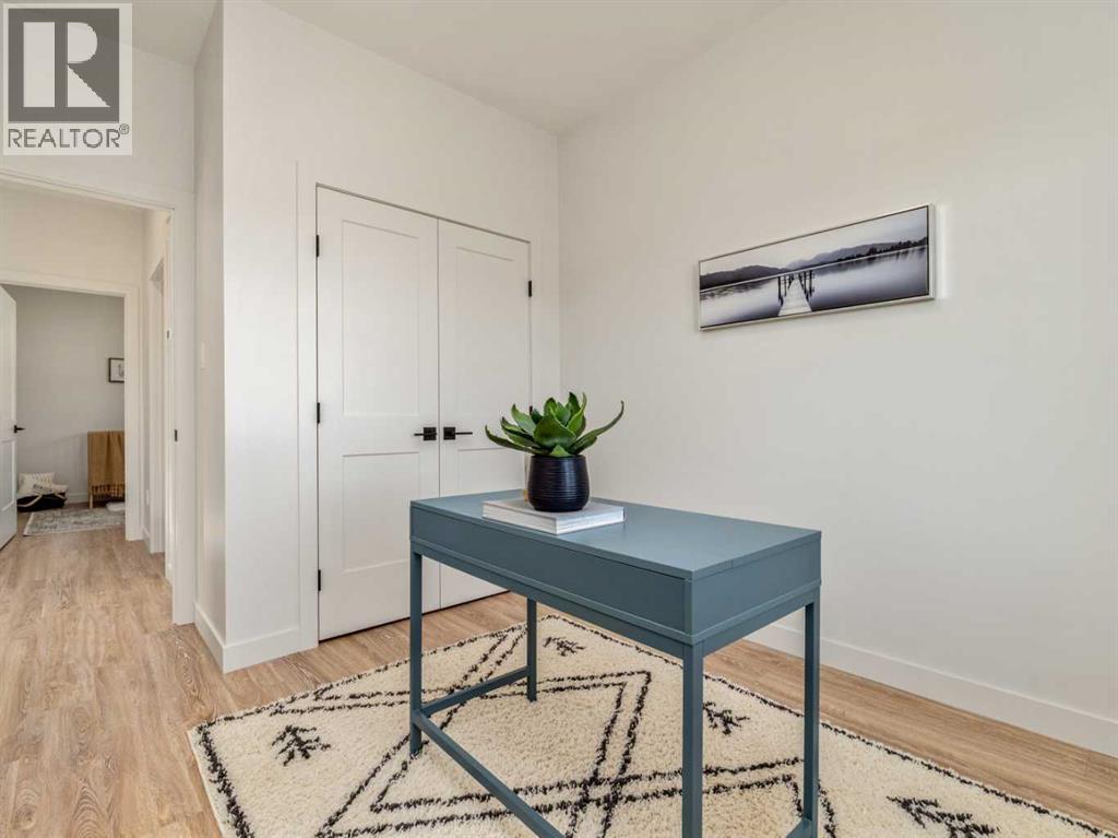 7038 48 Street - 33