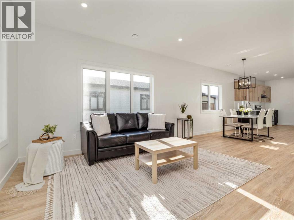 7038 48 Street - 8