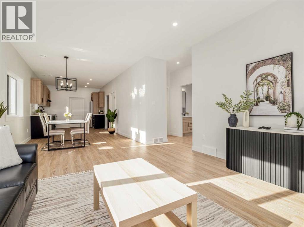 7038 48 Street - 12