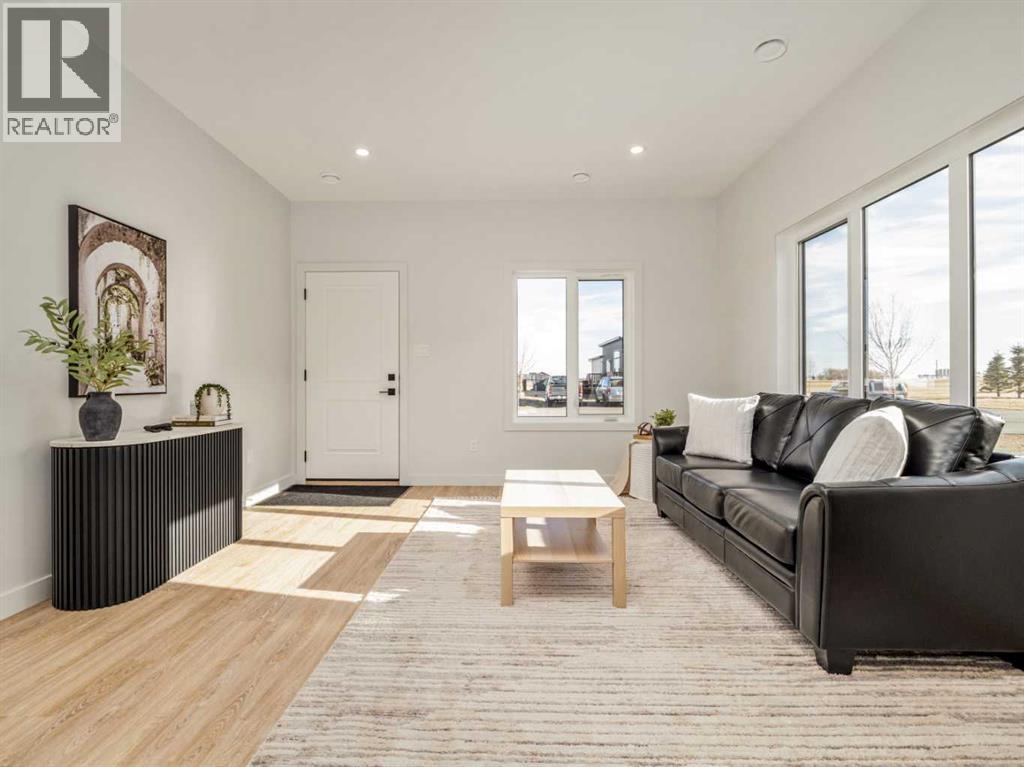 7038 48 Street - 10