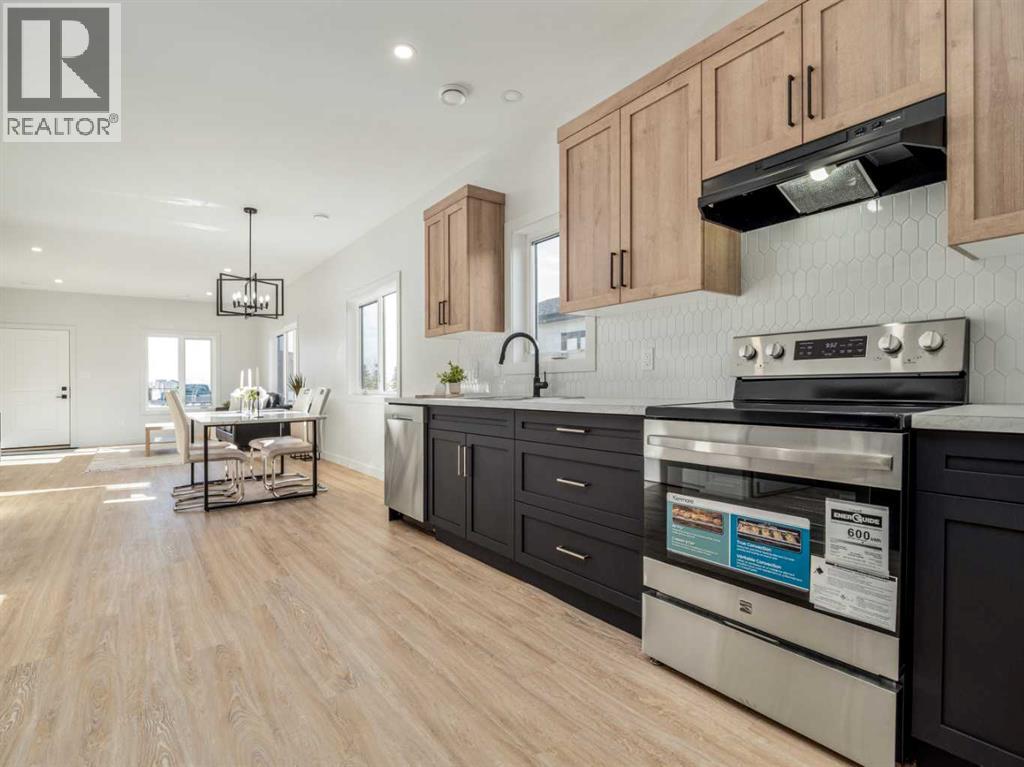 7038 48 Street - 20