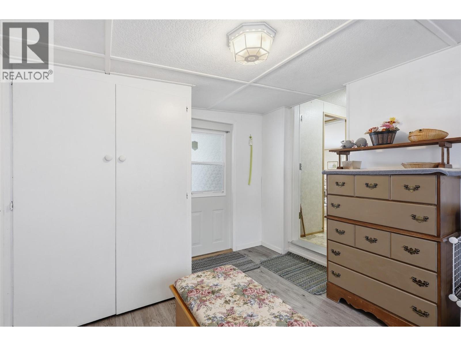 #27 2401 Ord Road - 4