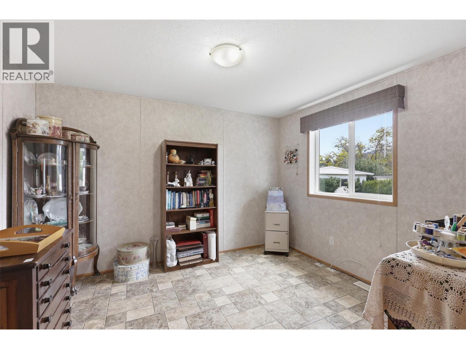 #27 2401 Ord Road - 18