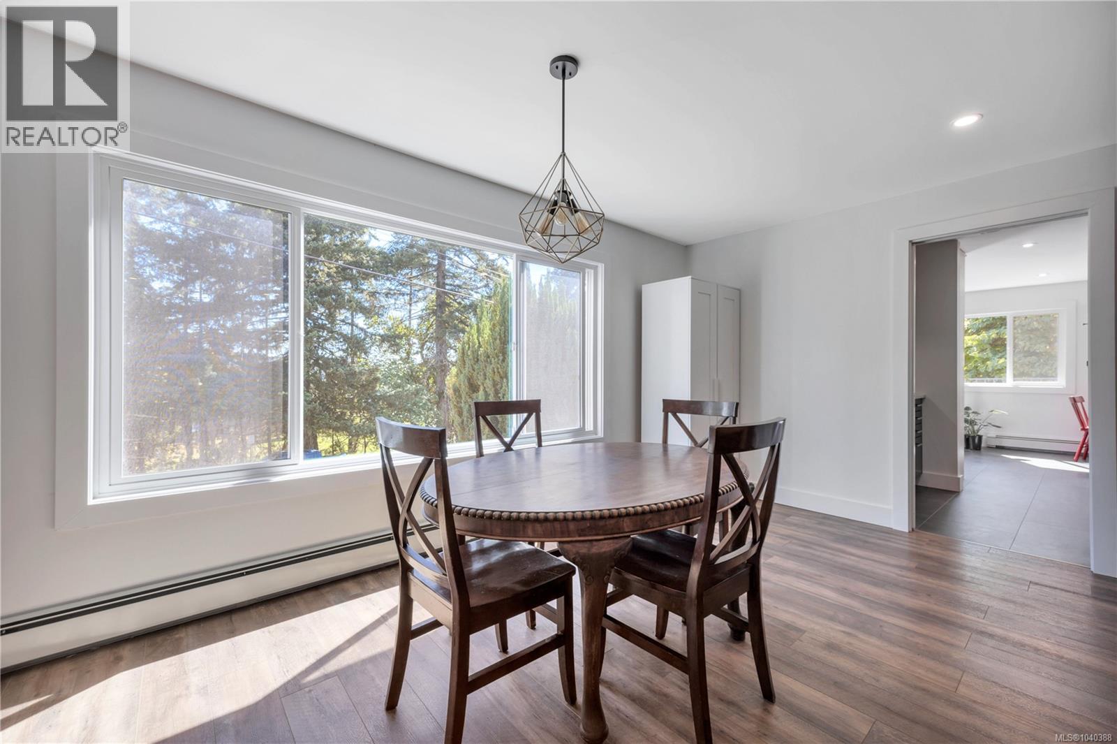 1116 2nd Ave, Ladysmith
