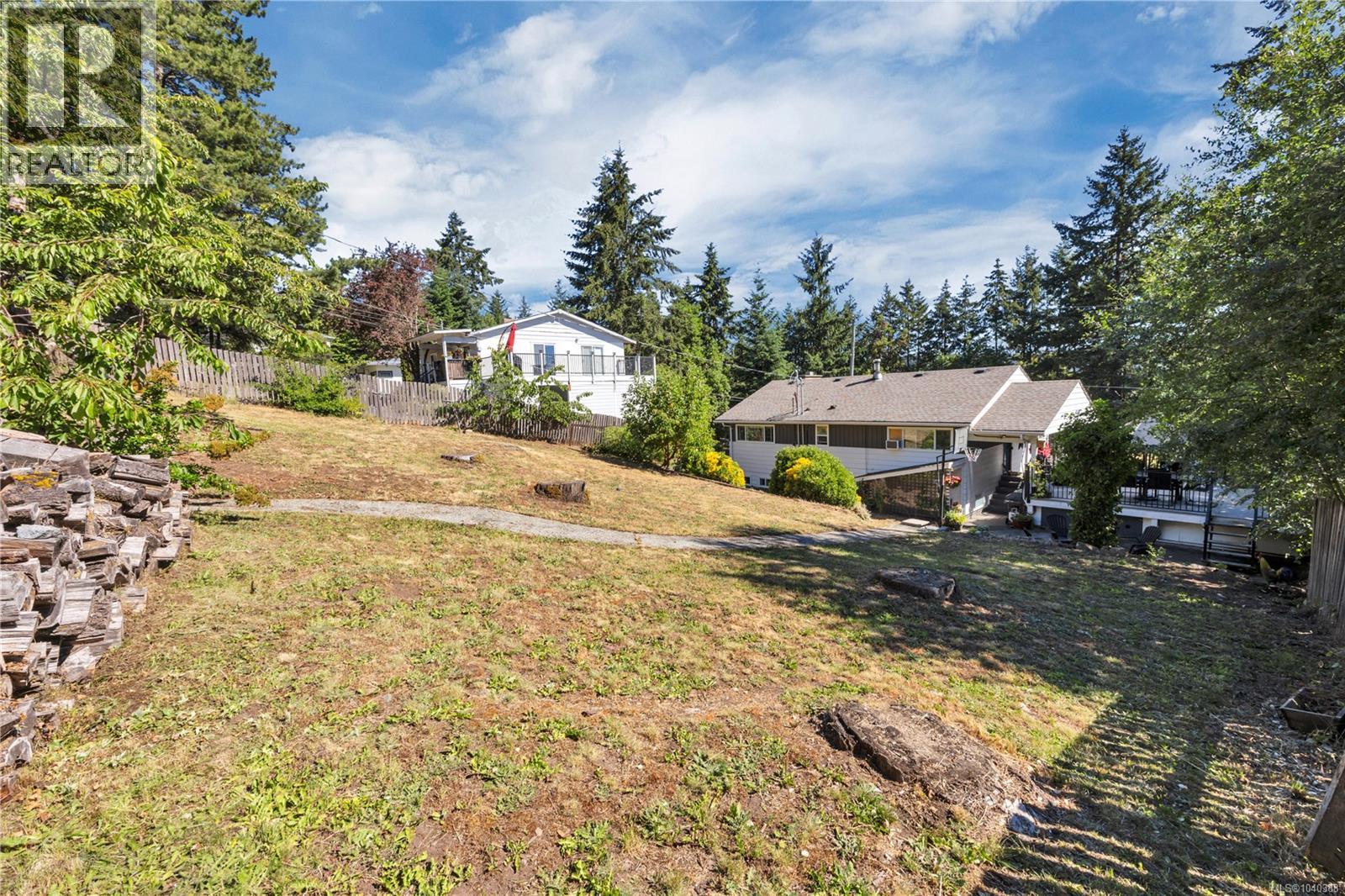 1116 2nd Ave, Ladysmith
