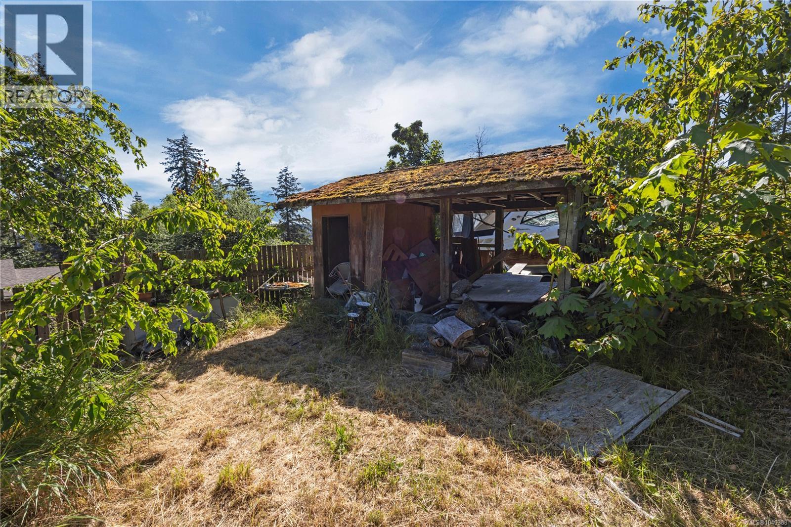 1116 2nd Ave, Ladysmith