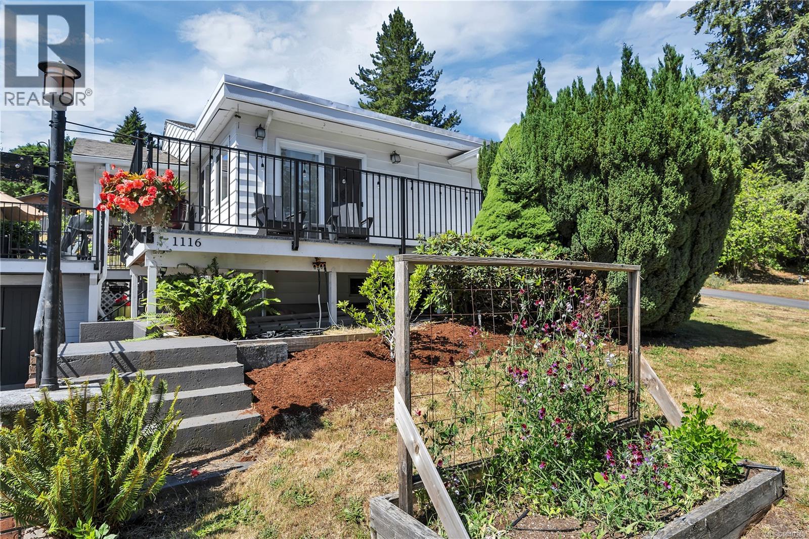 1116 2nd Ave, Ladysmith