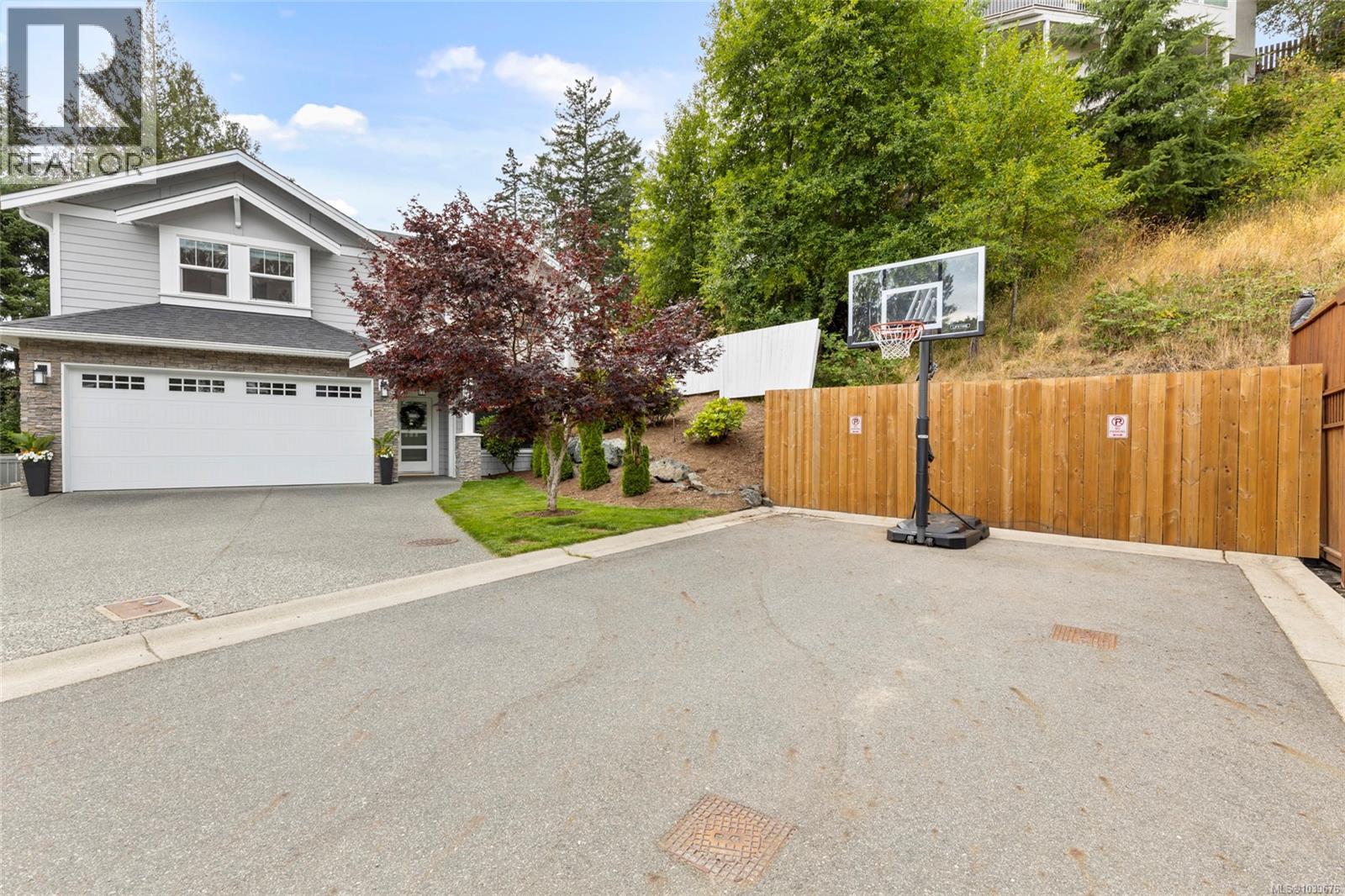  1109 Braelyn Place, Langford