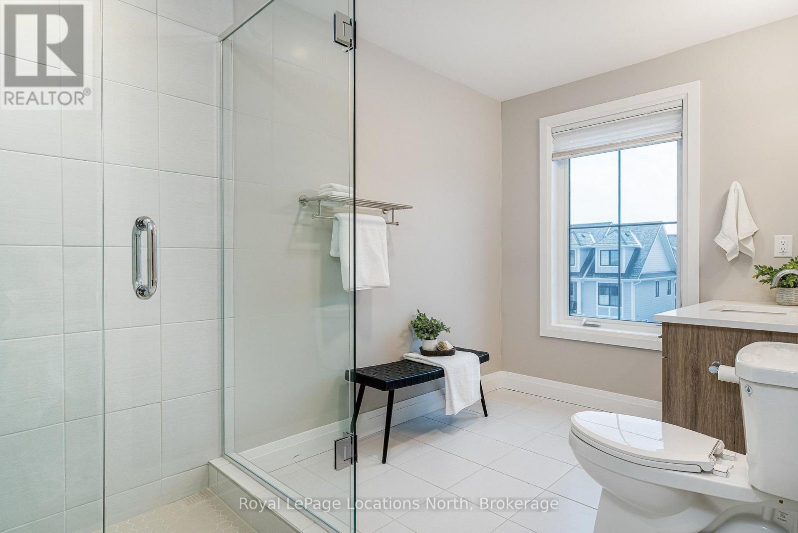 195 COURTLAND STREET W - 33