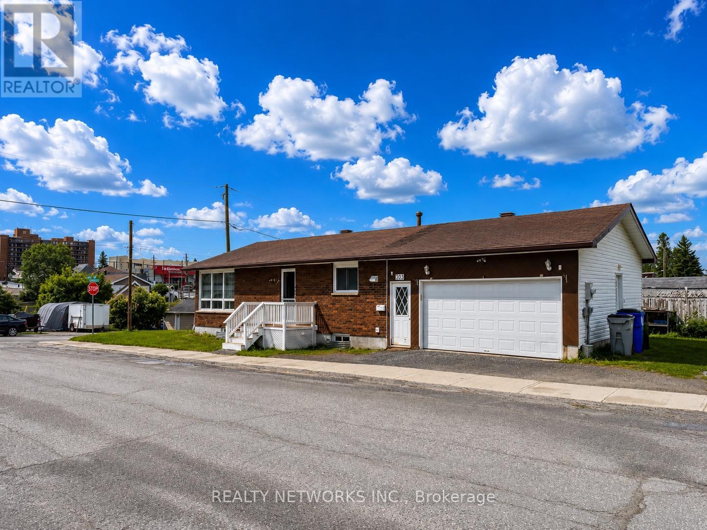303 POPLAR AVENUE - 1