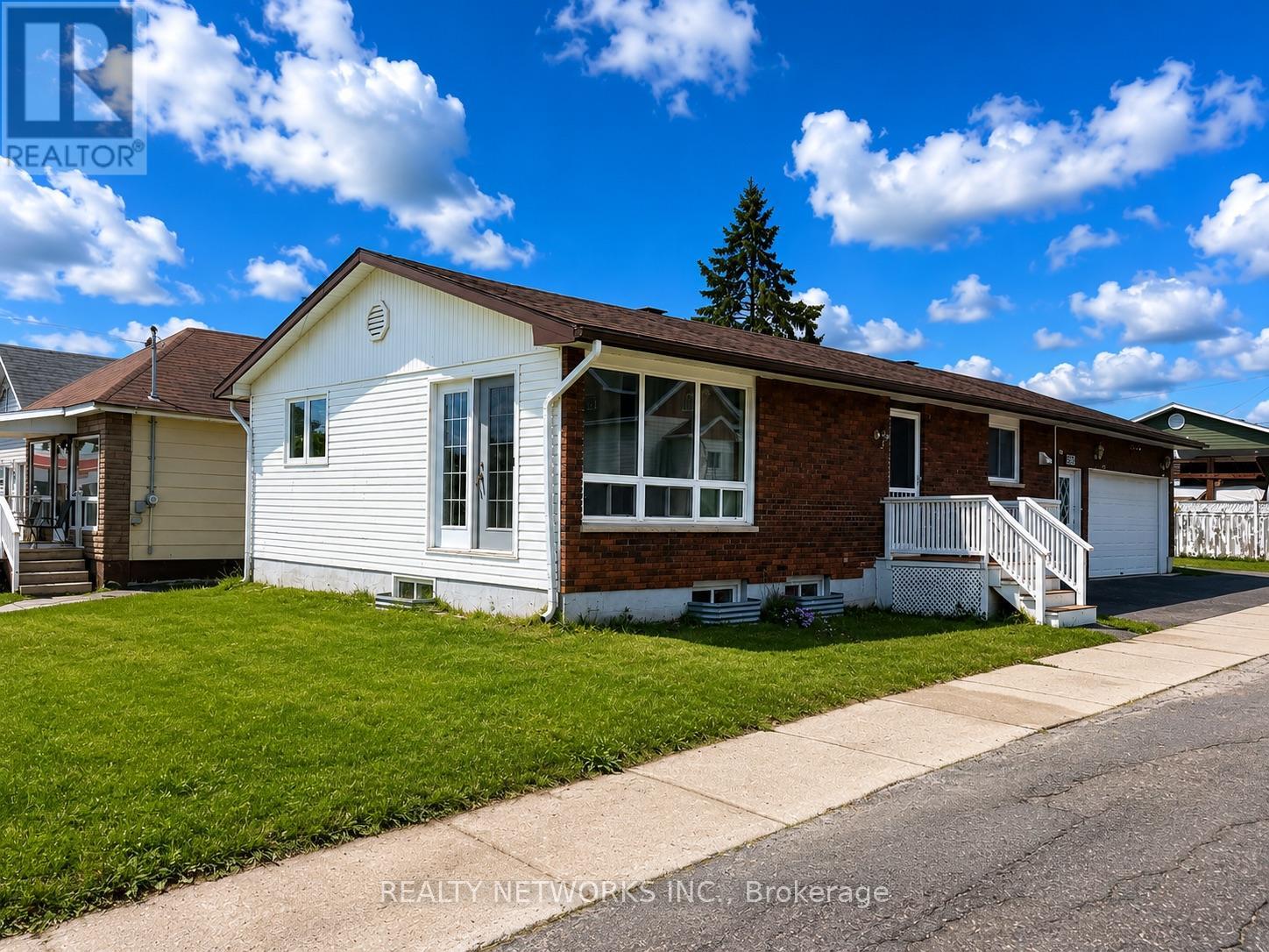 303 POPLAR AVENUE - 2