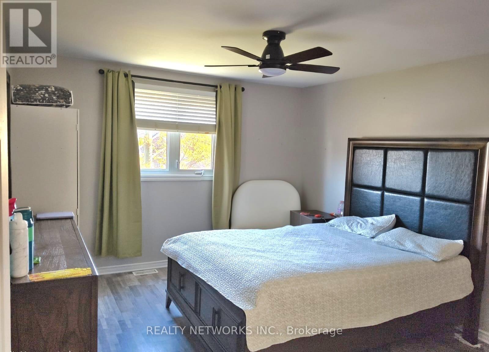 303 POPLAR AVENUE - 8