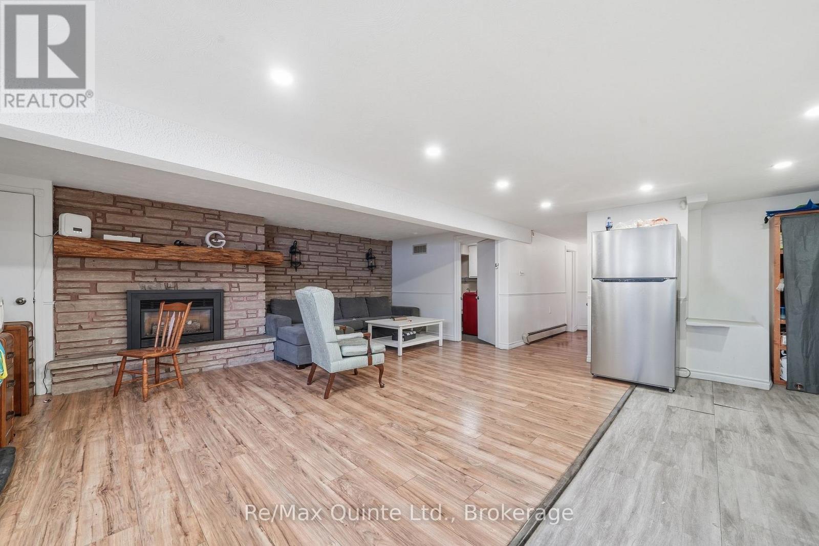 76 GILBERT STREET - 17