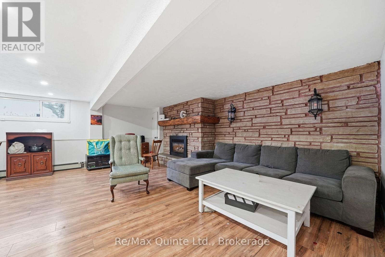 76 GILBERT STREET - 18