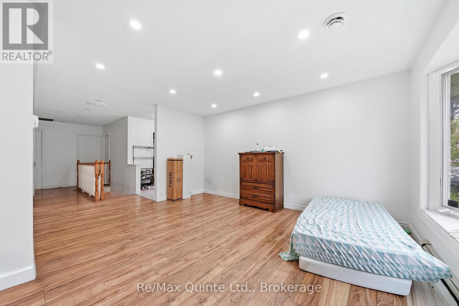 76 GILBERT STREET - 6