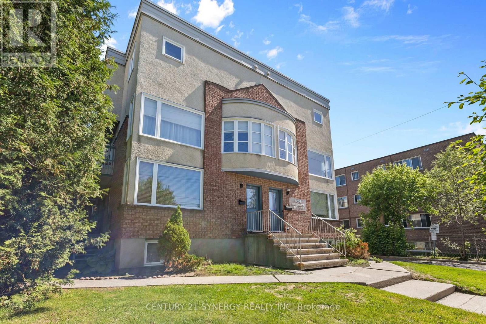 #8 1204 SHILLINGTON AVENUE - 1