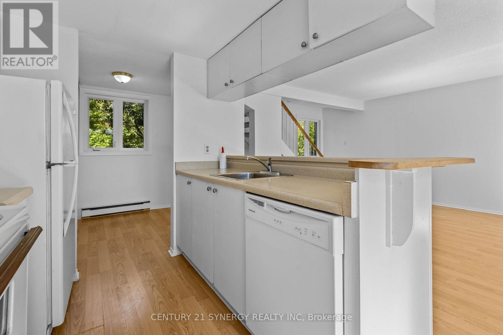 #8 1204 SHILLINGTON AVENUE - 6